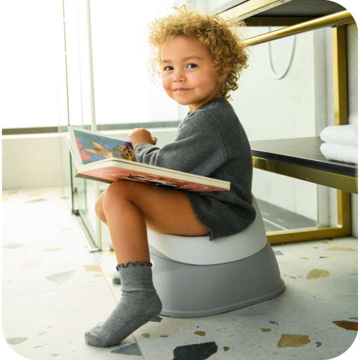 The MoMi DITO potty GREEN