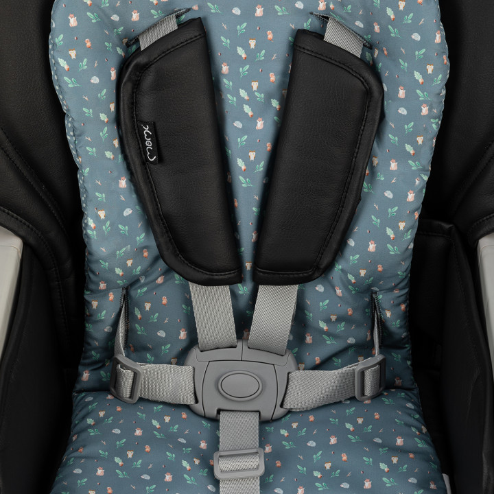 MoMi GOJO feeding chair