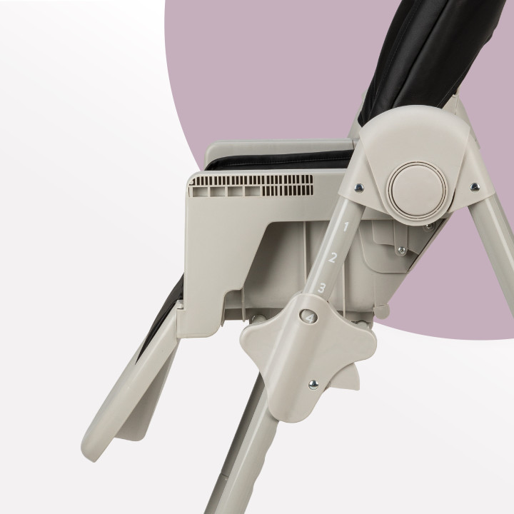 MoMi GOJO feeding chair