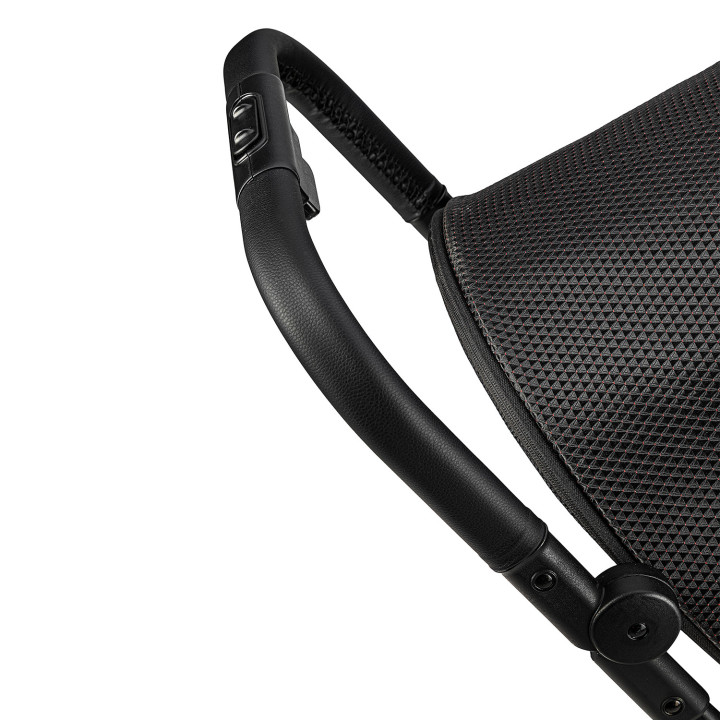 MoMi ADELLE wózek spacerowy 360 ° CZARNO-CZERWONY