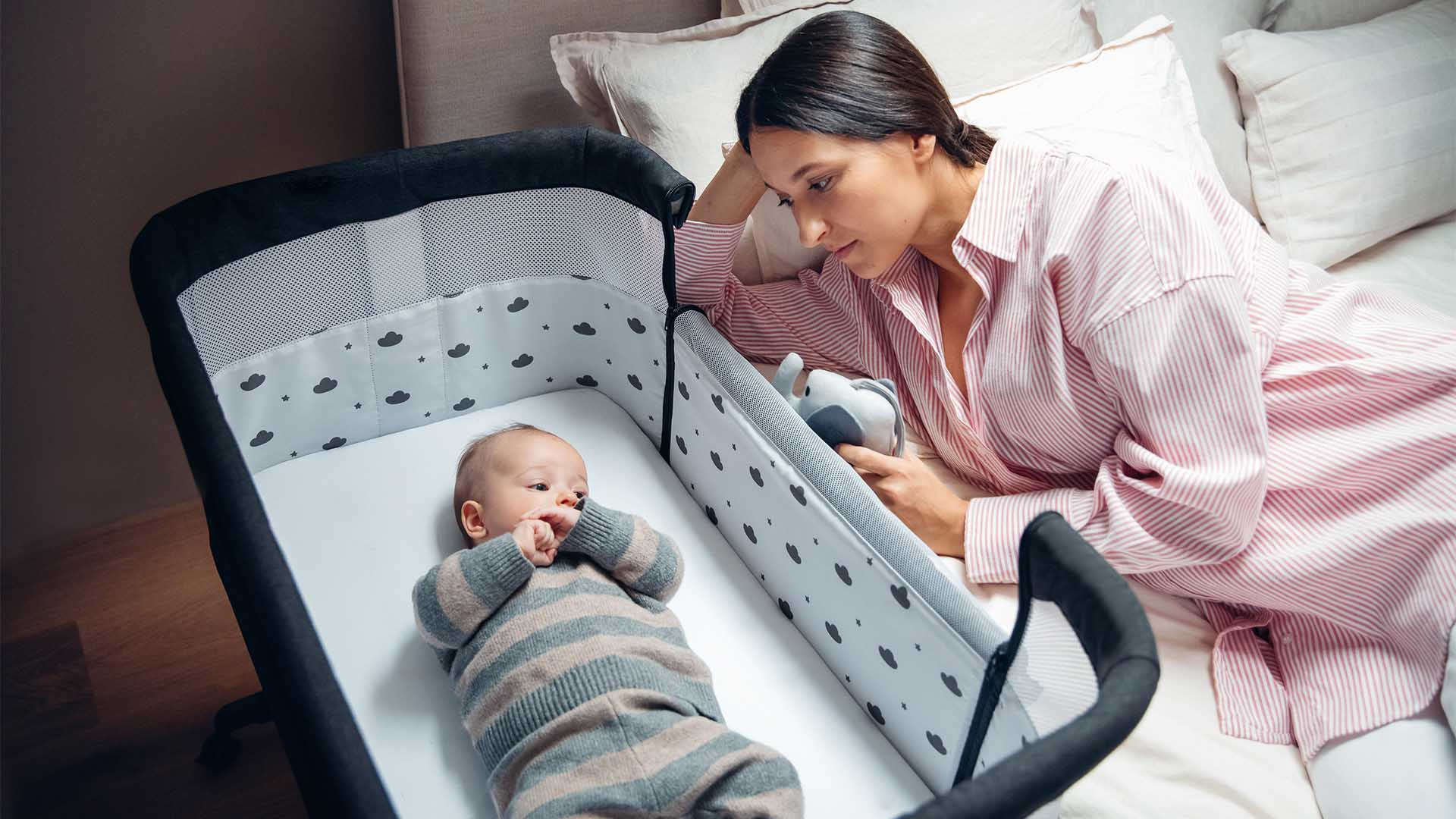 Lohnt es sich, eine Bettumrandung für ein Babybett zu kaufen?